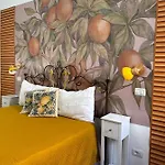 Orange Lemon Center *