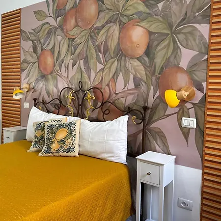 Orange Lemon Center *